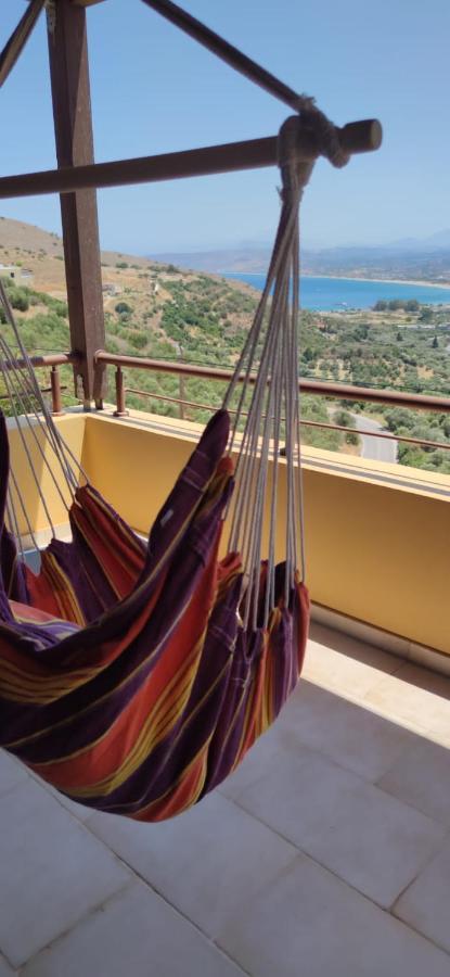 Grosses Haus Mit Traumhaftem Ausblick Apartment Georgioupoli Exterior foto